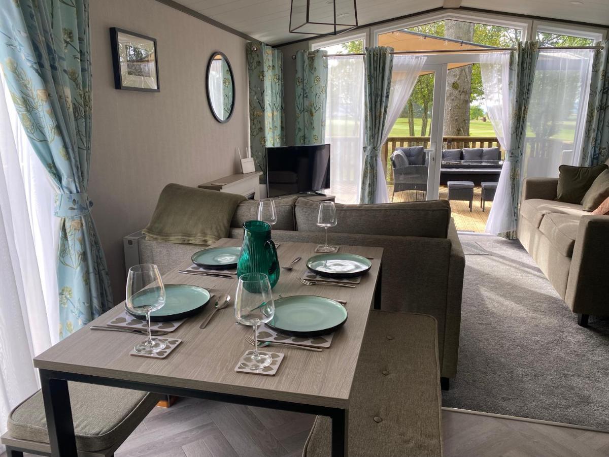 Teviotdale Lodge At Lilliardsedge Holiday Park Jedburgh Exteriér fotografie